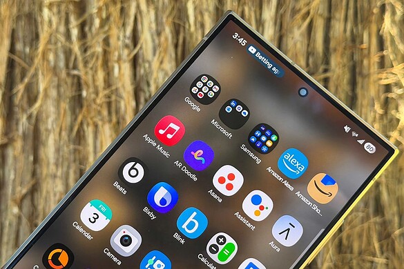 Samsung Galaxy, le 8 app inutili che puoi disinstallare subito