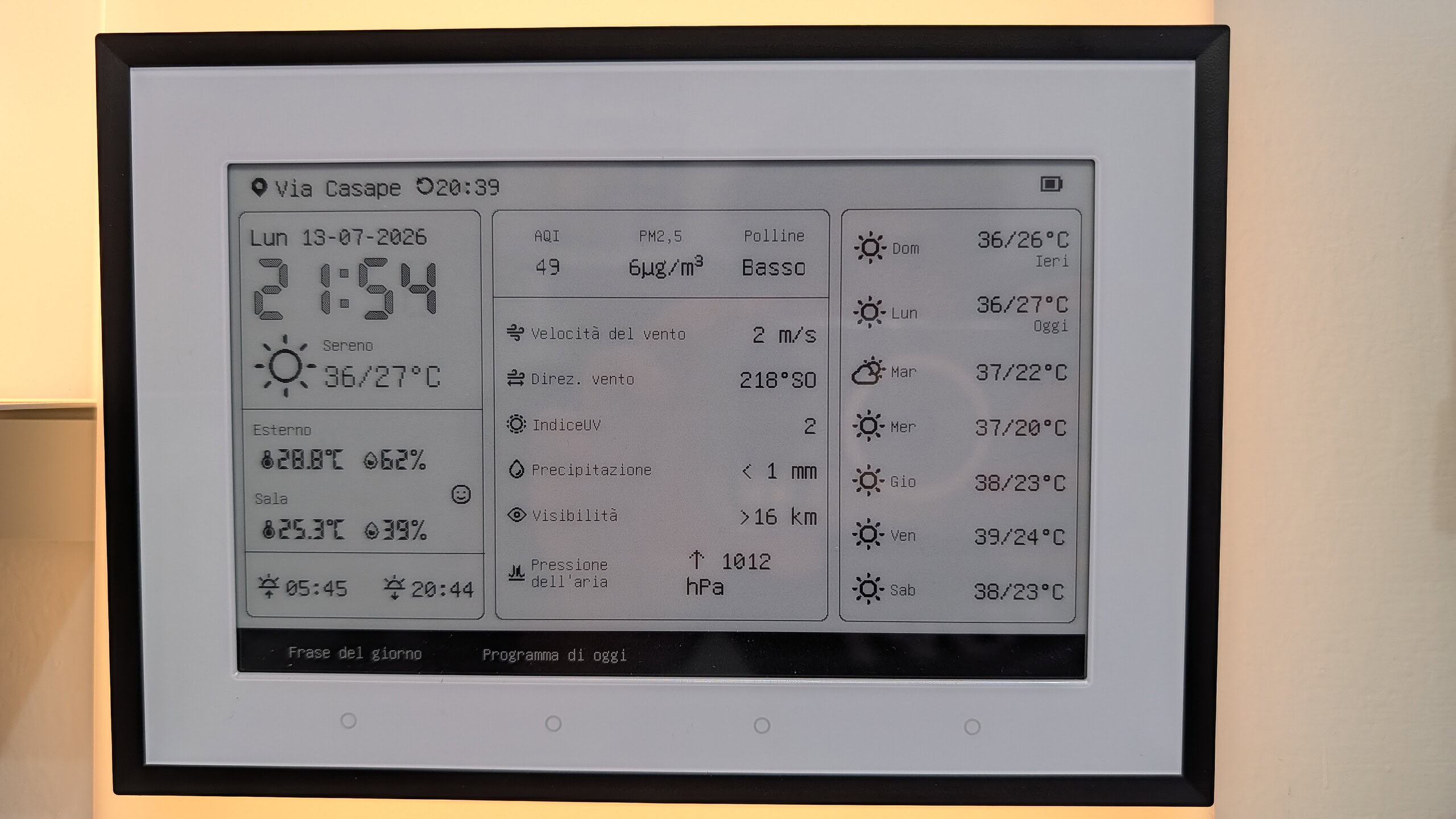 SwitchBot Weather Station - dettaglio SwitchBot Weather Station - dettaglio