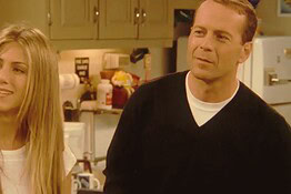 Bruce Willis in Friends: la scommessa persa con Matthew Perry