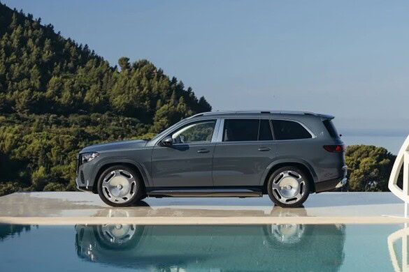 Mercedes-Maybach GLS 680: il SUV di lusso sfida Rolls-Royce