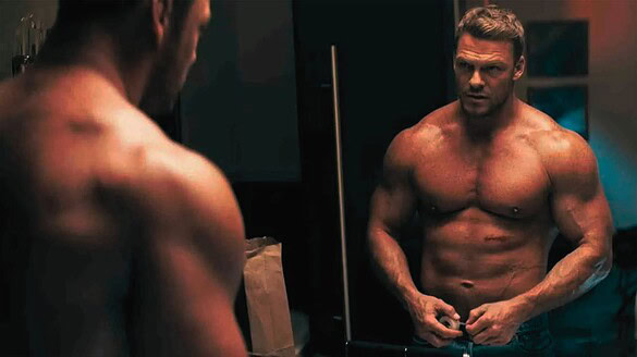 Alan Ritchson svela il segreto per dimagrire senza palestra