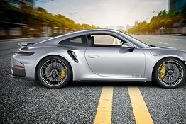 Porsche 911 non sarà elettrica: la scelta del nuovo CEO