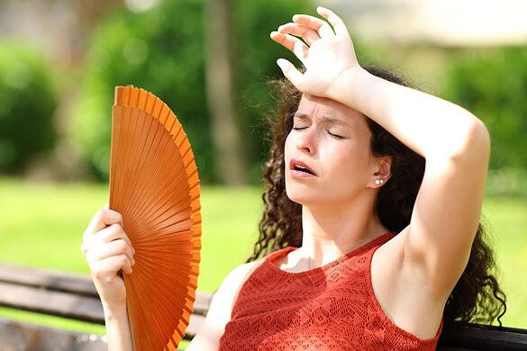 Caldo e salute mentale: come le ondate di calore mandano in tilt il cervello