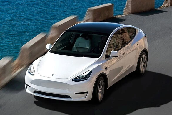 Tesla, consegne record nel Q2 2026 ma il titolo crolla in Borsa