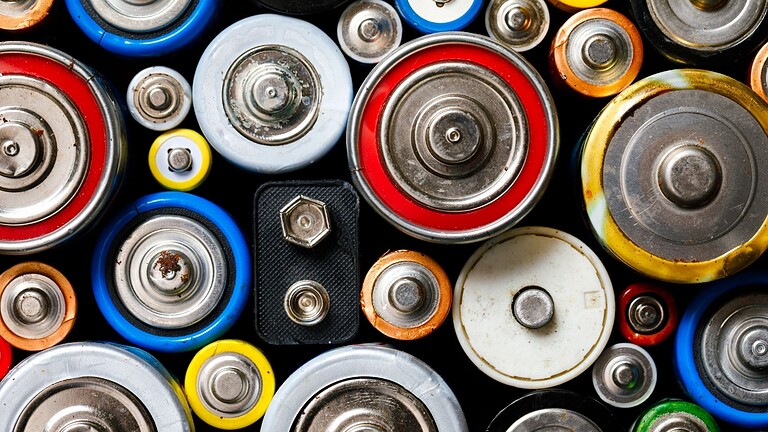 Batterie usa e getta: perché resistono ancora e il nodo ambientale