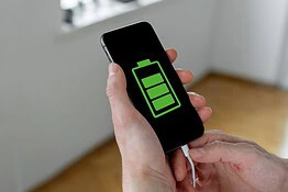 Batteria smartphone: 5 trucchi per allungare l’autonomia