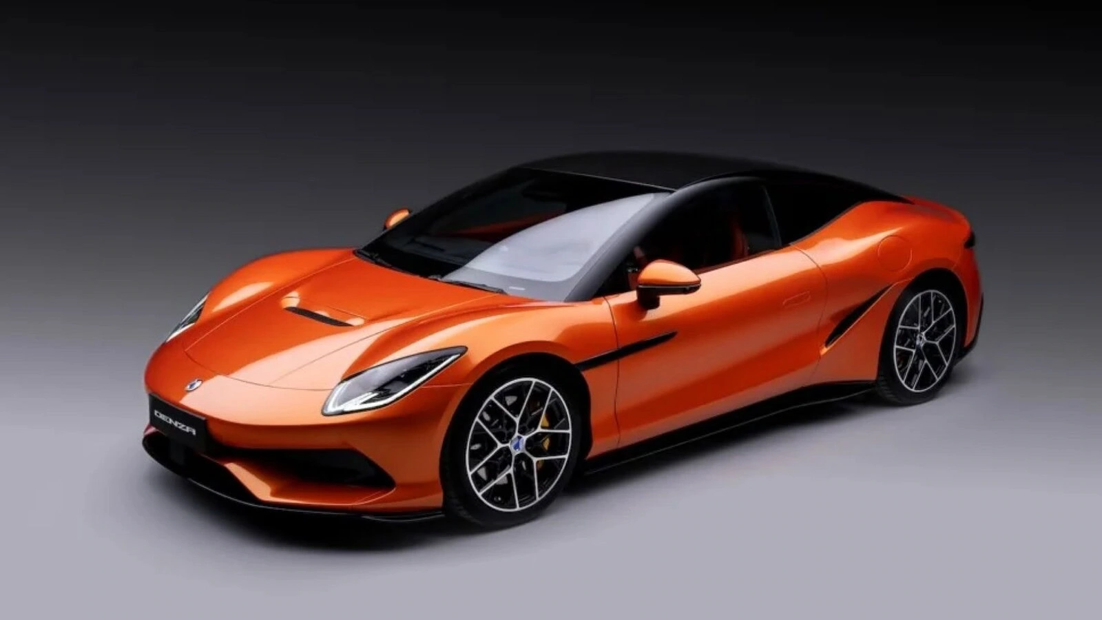 Denza Z, la supercar elettrica da 1604 CV che sfida Porsche e Tesla