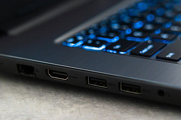 Porte del PC obsolete: le 5 che nel 2026 sono archeologia