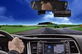 Auto nuove in Europa con telecamera obbligatoria sul guidatore