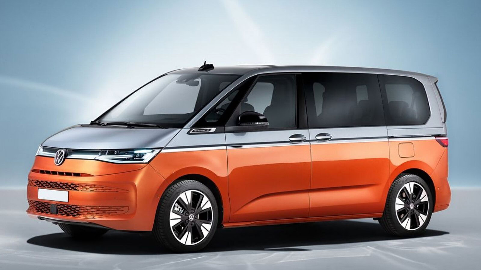 Volkswagen Multivan contro Mercedes Classe V: la sfida dei van premium