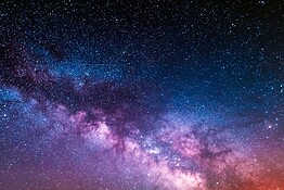 Materia oscura: il bagliore gamma della Via Lattea riaccende il dibattito