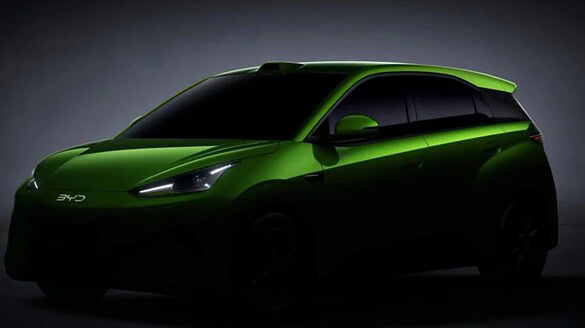 BYD Dolphin Surf: 400 km di autonomia a poco più di 10.000 euro
