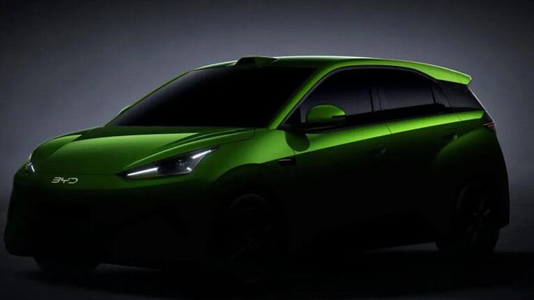 BYD Dolphin Surf: 400 km di autonomia a poco più di 10.000 euro