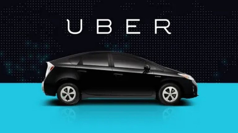 Toyota e Uber, accordo per più auto elettrificate nel ride-hailing
