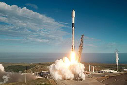 Falcon 9, un razzo SpaceX pronto a schiantarsi sulla Luna il 5 agosto