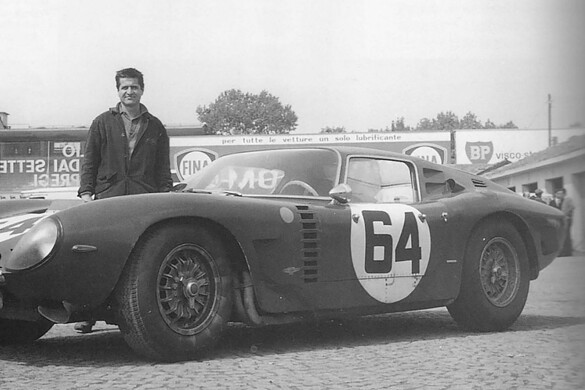 Bizzarrini 5300 Aperta Lusso: rivive un progetto Giugiaro del 1964