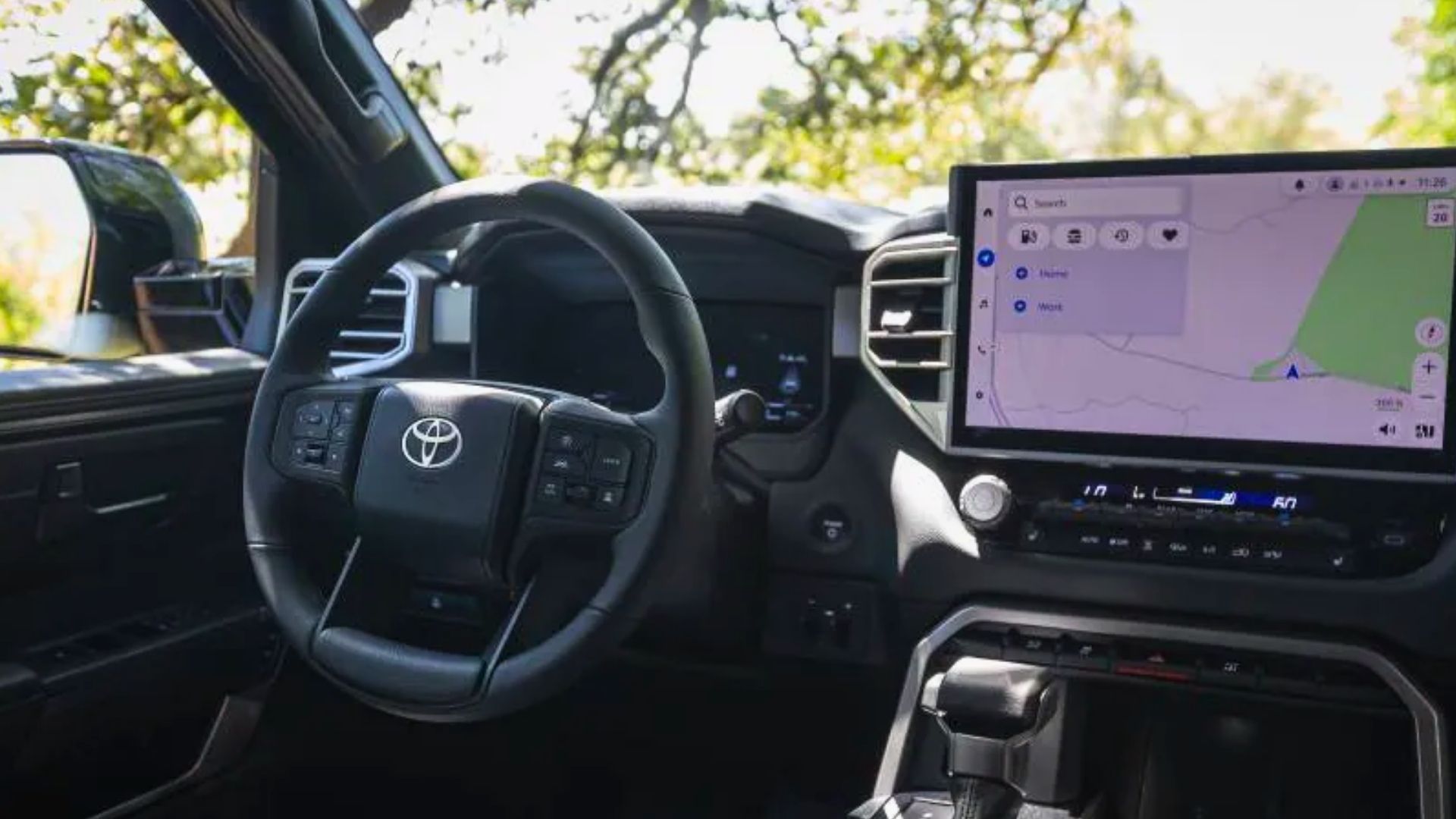 Toyota Sequoia 2027 Toyota Sequoia 2027: schermi più grandi e allestimento Trailhunter