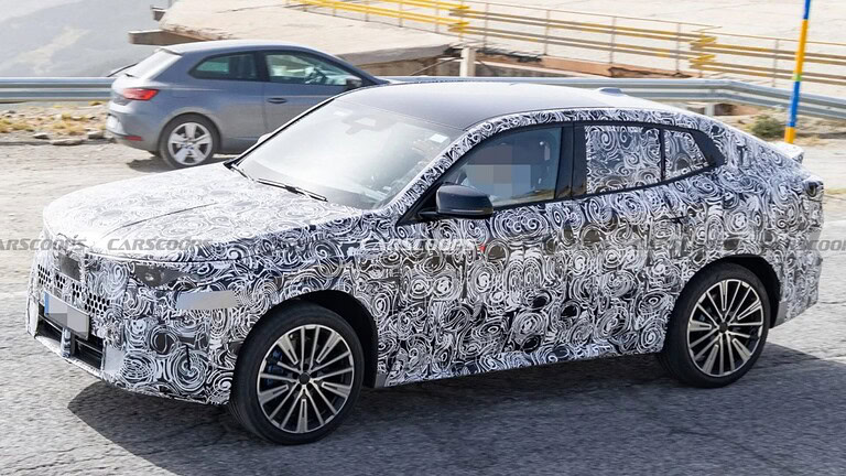 BMW X2 M40: la crossover coupé cambia nome e adotta il look Neue Klasse
