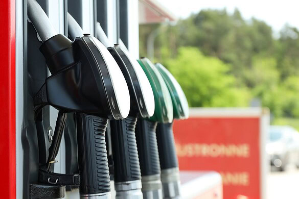Riforma carburanti approvata: dal 2028 obbligo di ricarica elettrica