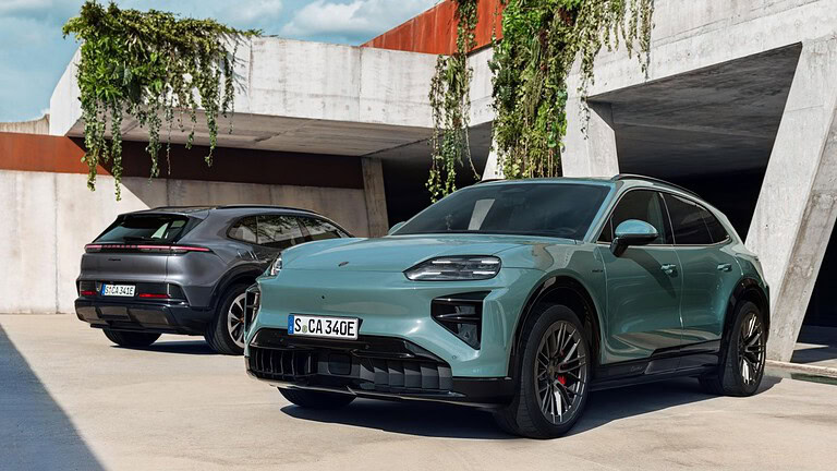 Porsche Cayenne Electric sfida Roc, l'aereo più grande al mondo