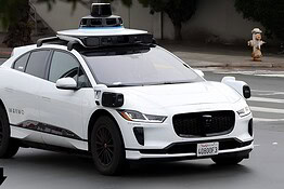 Robotaxi Waymo: incidenti giù del 68% rispetto agli umani