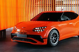 Genesis GV60 Magma: crossover elettrico da 641 CV a 64.000 euro