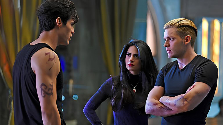 Shadowhunters, la serie fantasy tra Harry Potter e Twilight