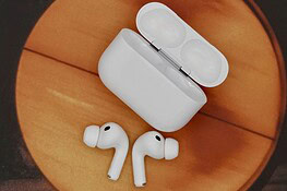 AirPods con fotocamere: la svolta Apple che si fa attendere
