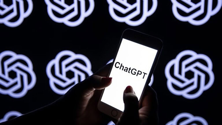 ChatGPT e Roblox nel mirino dell'Europa con il Digital Services Act - ChatGPT e Roblox DSA