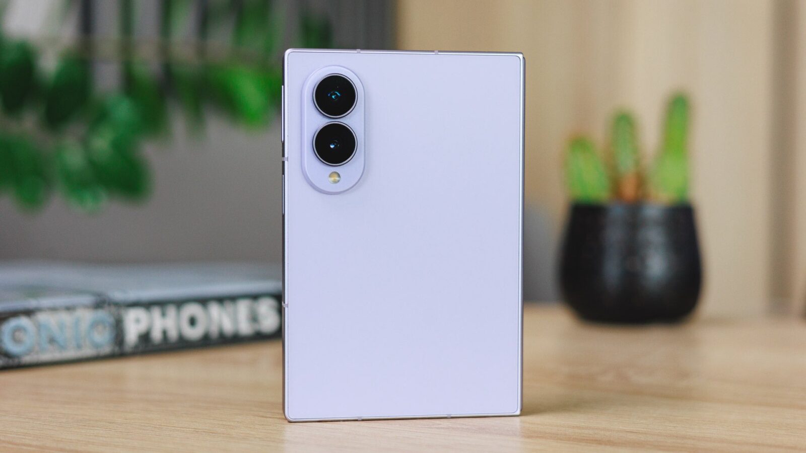 Galaxy Z Fold 8: design sottile e ricarica più veloce