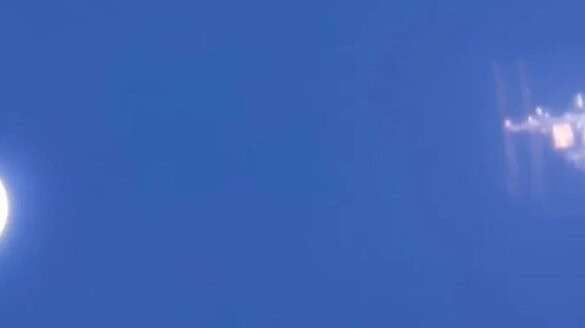 ISS e Venere fotografate insieme di giorno: lo scatto impossibile