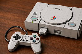 LEGO PlayStation in arrivo a ottobre con un regalo a sorpresa