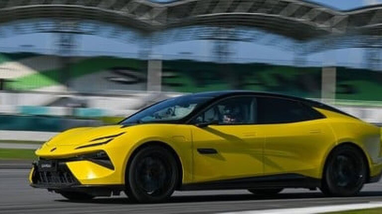Lotus Emeya, nuovo record sul circuito di Sepang in Malesia