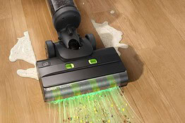 Roomba Electro Plus: iRobot cambia rotta con la lavapavimenti manuale