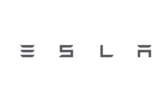 Tesla Power Your Summer: 32 tappe in Italia con la Guida Automatica