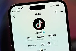 TikTok, come funziona l’algoritmo che sembra leggerti nel pensiero