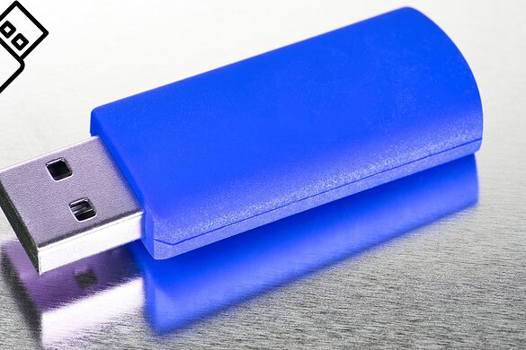 RAM troppo care? Ecco la chiavetta USB fatta a mano con memoria Apollo