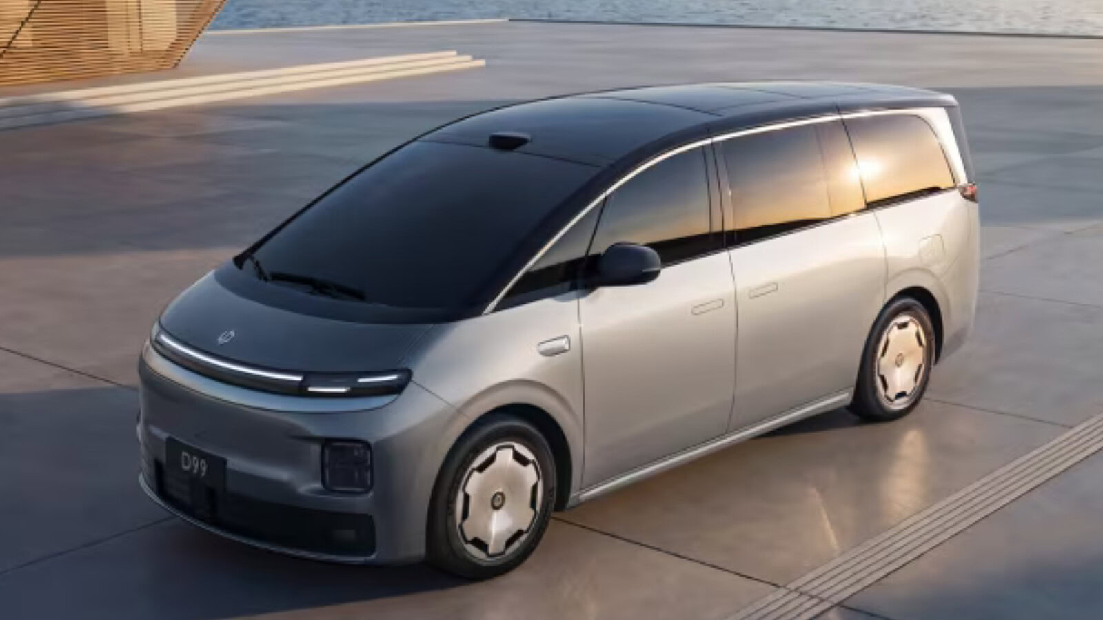 Leapmotor D99, il monovolume elettrico da 7 posti che sfida i prezzi