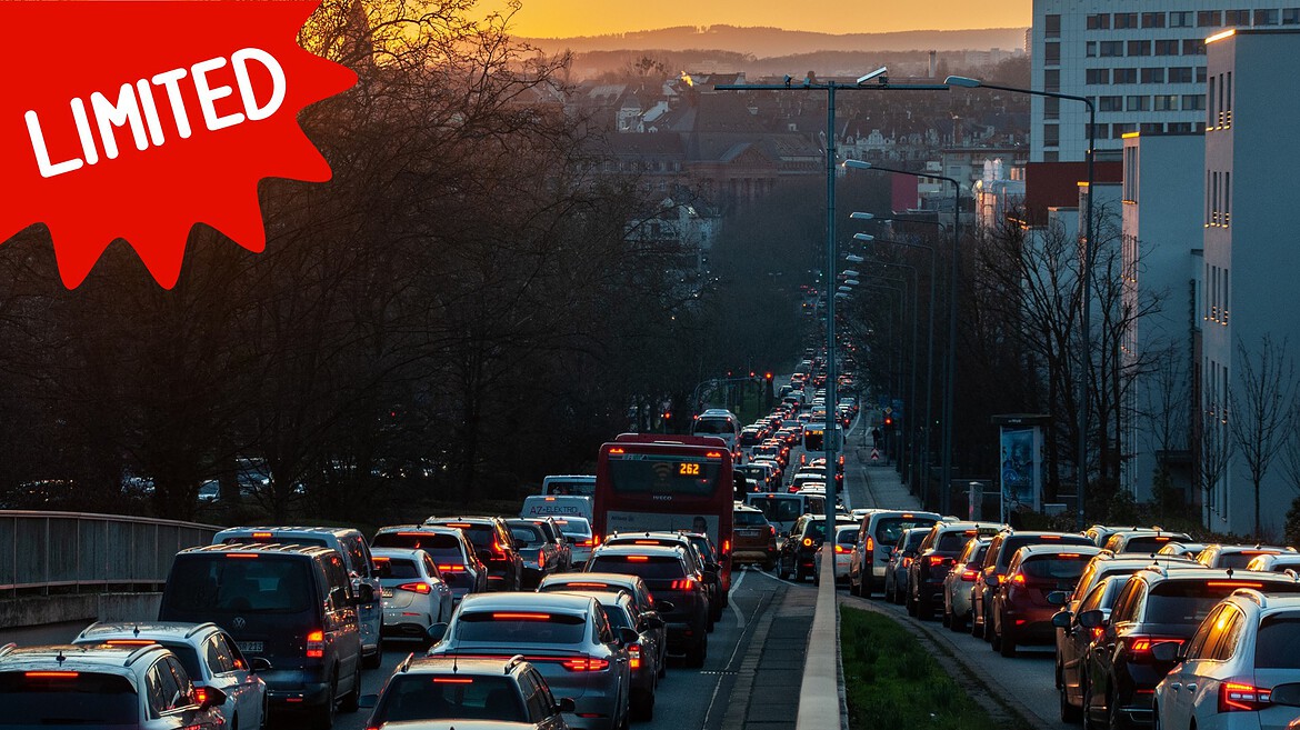 ZTL Roma, auto elettriche addio ingresso gratis: pass fino a 1.000 euro