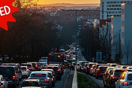 ZTL Roma, auto elettriche addio ingresso gratis: pass fino a 1.000 euro