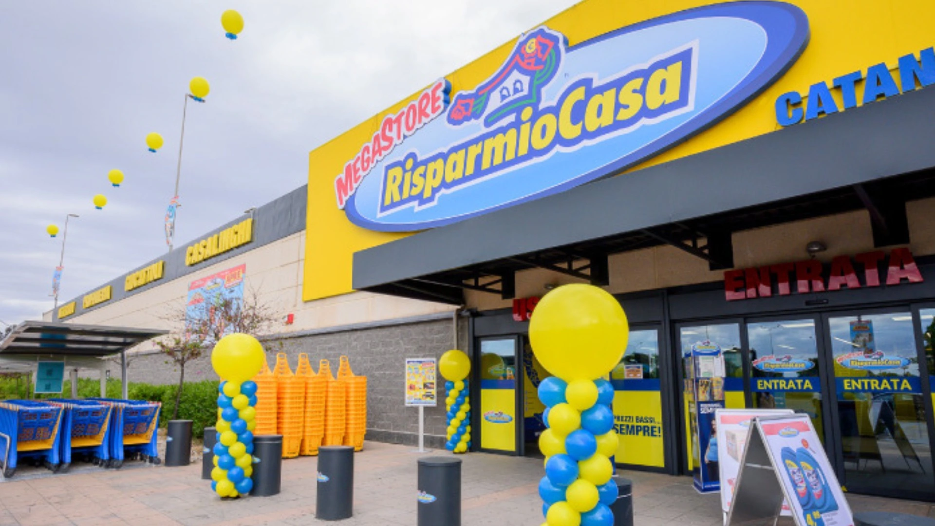 Volantino RisparmioCasa luglio: offerte mare, giardino e condizionatori