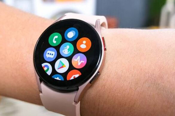 Samsung Galaxy Watch 4, la linea bianca sul display fa tornare la paura