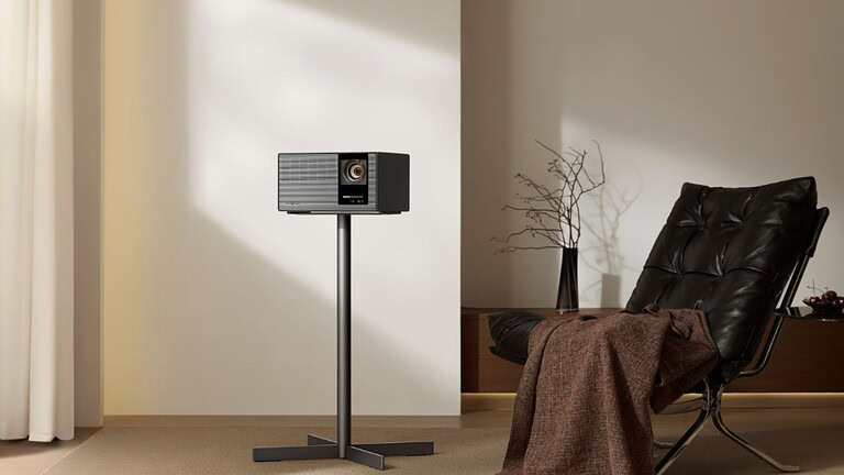 XGIMI TITAN Noir arriva in Italia: ufficiali i nuovi proiettori 4K