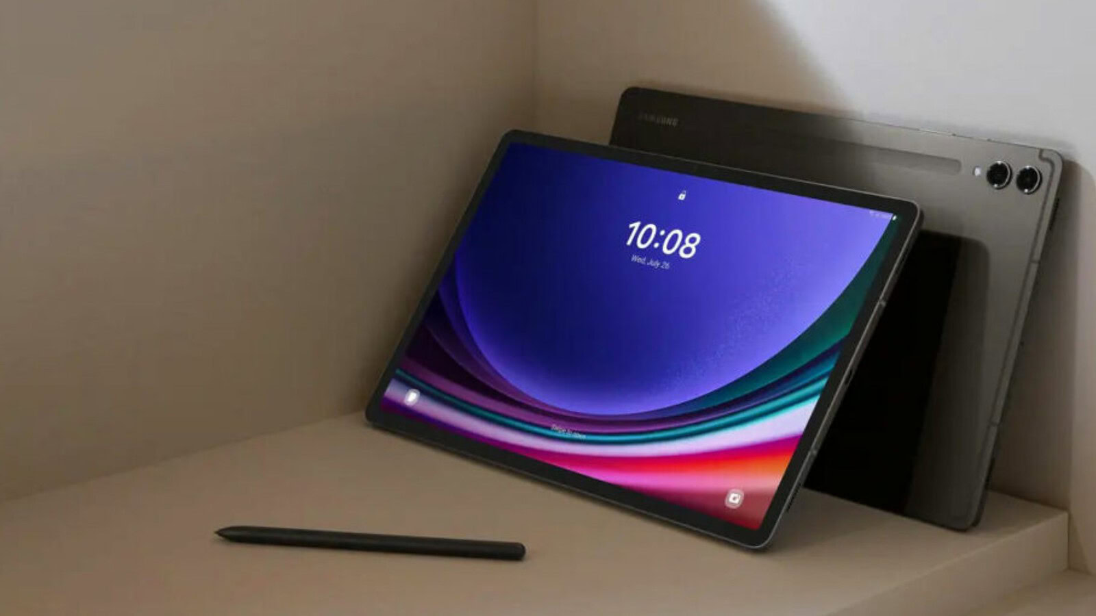 Samsung Galaxy Tab S12+ appare dal vivo: ecco com'è fatto