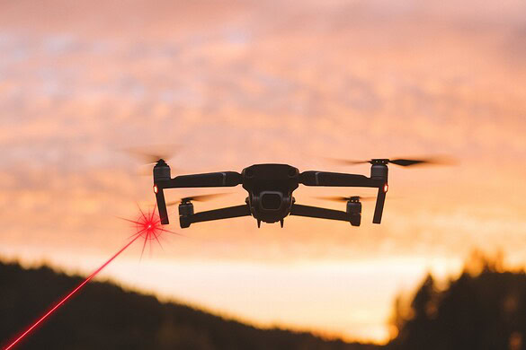 Laser anti drone: la nuova difesa USA contro gli sciami kamikaze