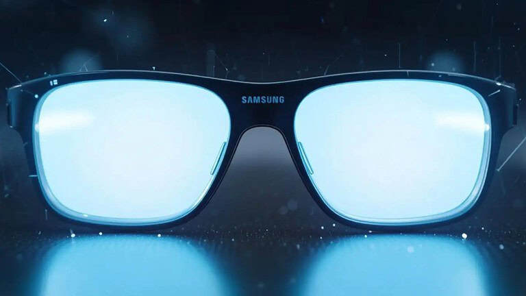 Smart glasses vietati nei tribunali di New York dal 2026