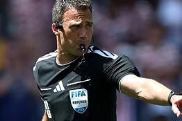 Lenovo porta l’AI ai Mondiali FIFA con Referee View: il 91% dei tifosi lo apprezza