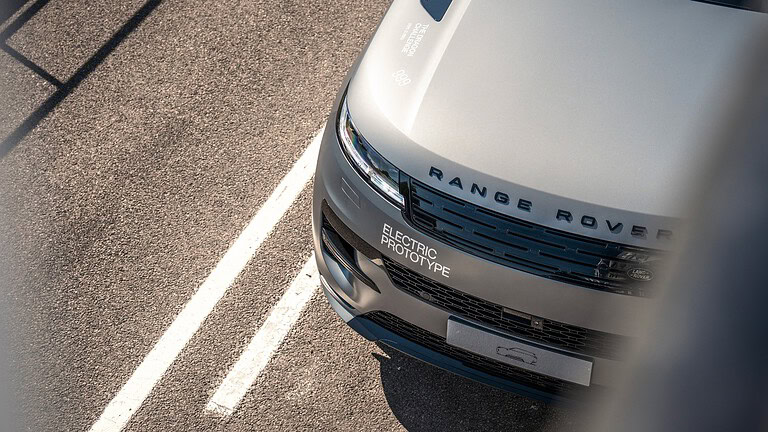 Range Rover Sport Electric, la SUV a batteria è vicina