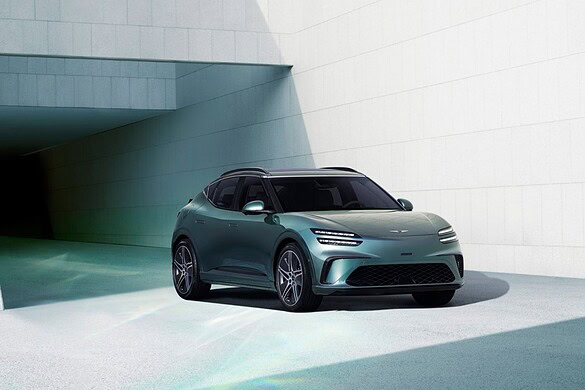 Genesis GV60 debutta in Italia: prezzi, autonomia e tre versioni