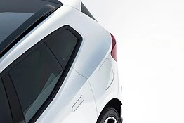 Polestar 4 SUV: 536 CV e 630 km per sfidare BMW iX3 e Mercedes GLC